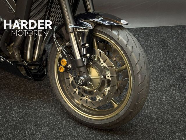 yamaha - fz-1