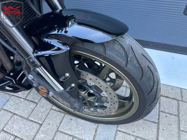 yamaha - fz-1