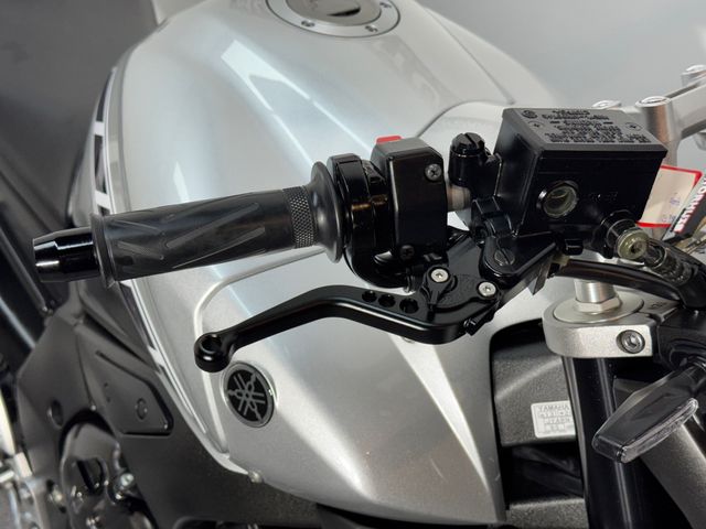 yamaha - fz-1