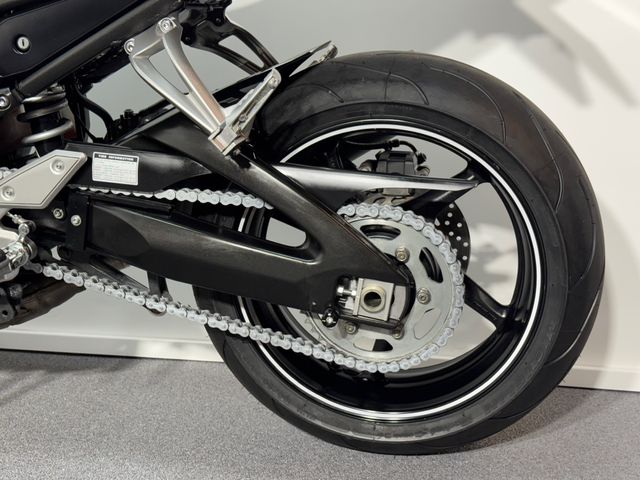 yamaha - fz-1