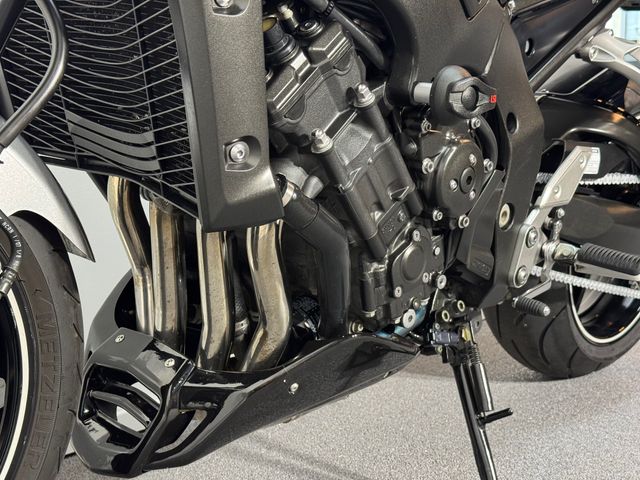 yamaha - fz-1