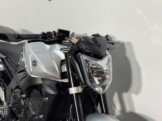 yamaha - fz-1