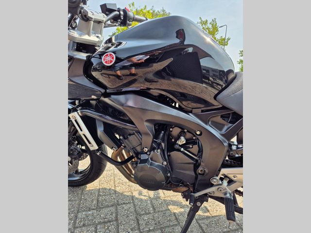 yamaha - fz-6-fazer-s2