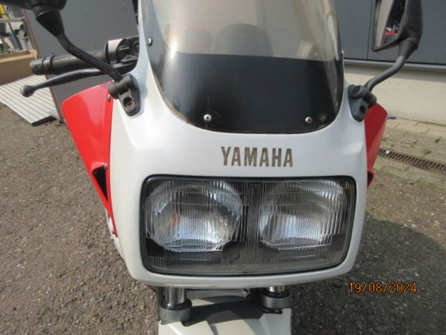 yamaha - fz-750