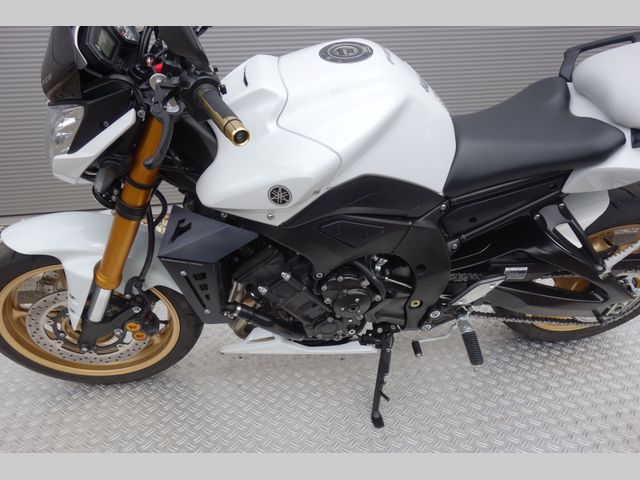 yamaha - fz-8