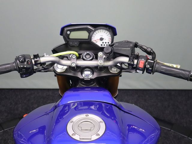 yamaha - fz-8