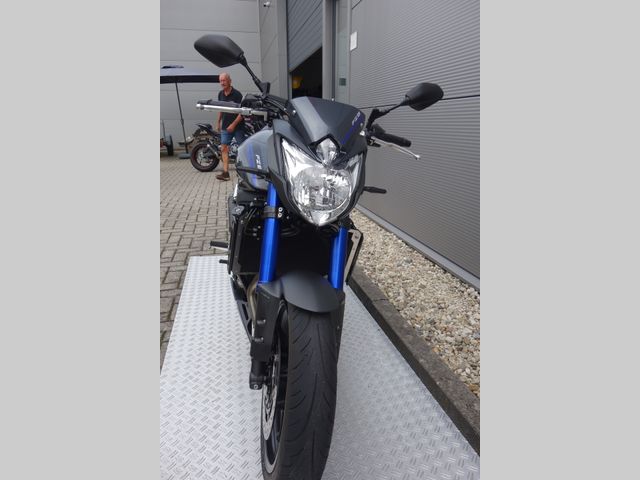 yamaha - fz-8-abs