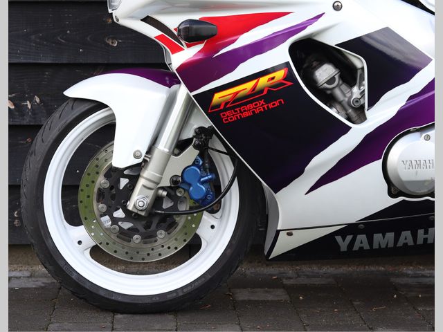 yamaha - fzr-600-r