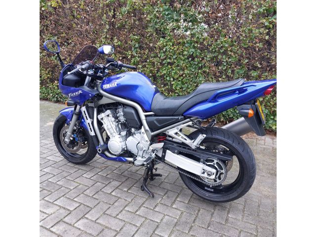 yamaha - fzs-1000--fazer