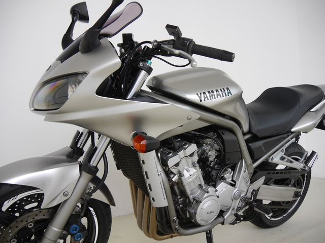 yamaha - fzs-1000--fazer