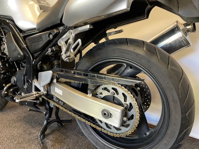 yamaha - fzs-400