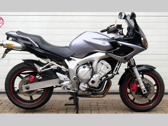 yamaha - fzs-600-fazer