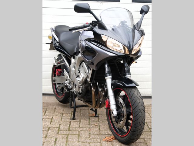 yamaha - fzs-600-fazer