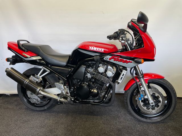 yamaha - fzs-600-fazer