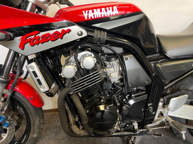 yamaha - fzs-600-fazer