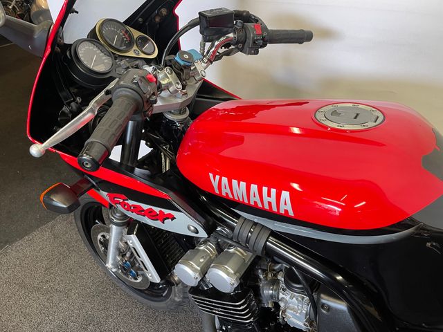 yamaha - fzs-600-fazer