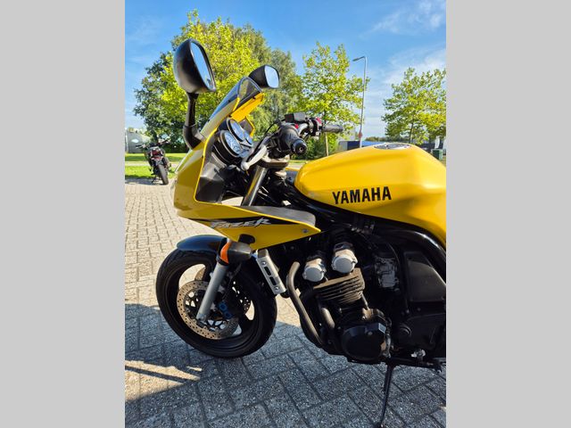 yamaha - fzs-600-fazer