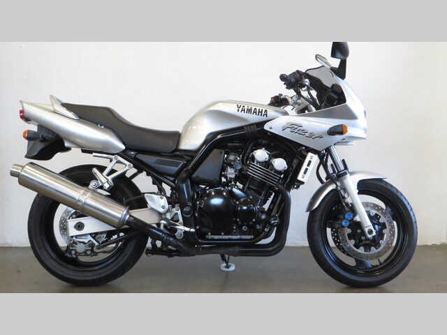 yamaha - fzs-600-fazer