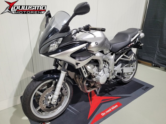 yamaha - fzs-600-fazer