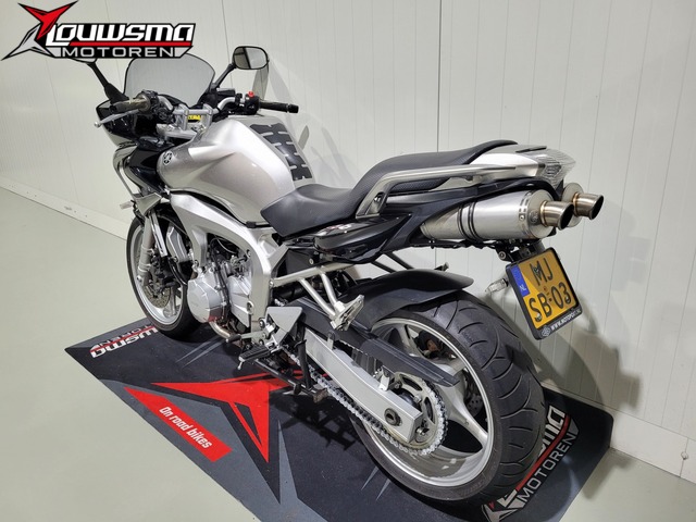 yamaha - fzs-600-fazer