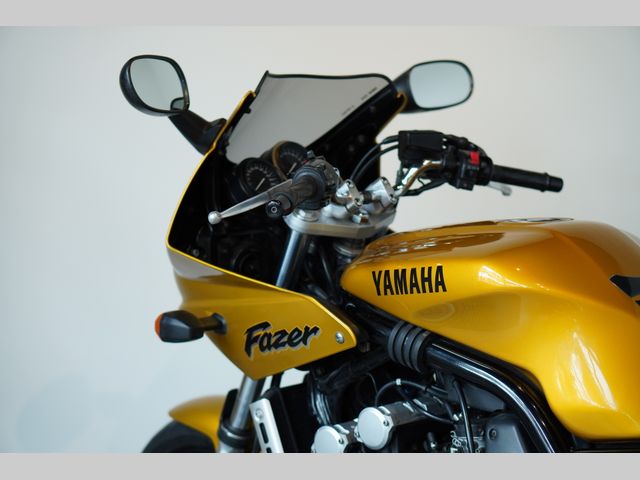 yamaha - fzs-600-fazer