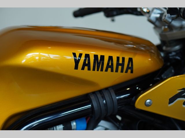 yamaha - fzs-600-fazer