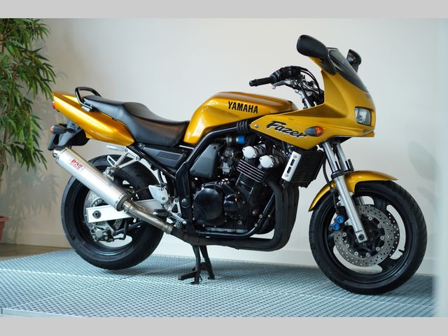 yamaha - fzs-600-fazer