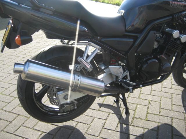 yamaha - fzs-600-fazer