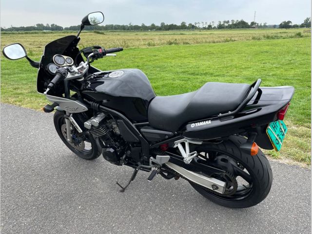 yamaha - fzs-600-fazer