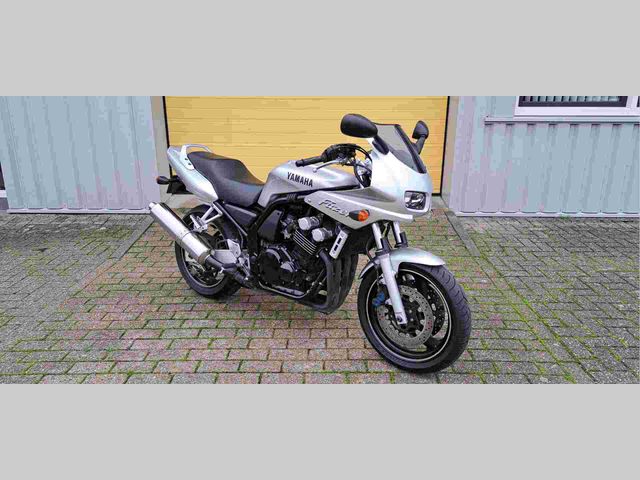 yamaha - fzs-600-fazer