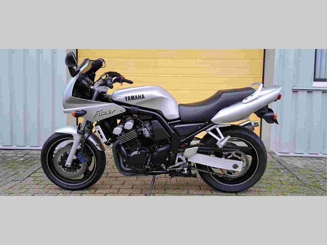 yamaha - fzs-600-fazer