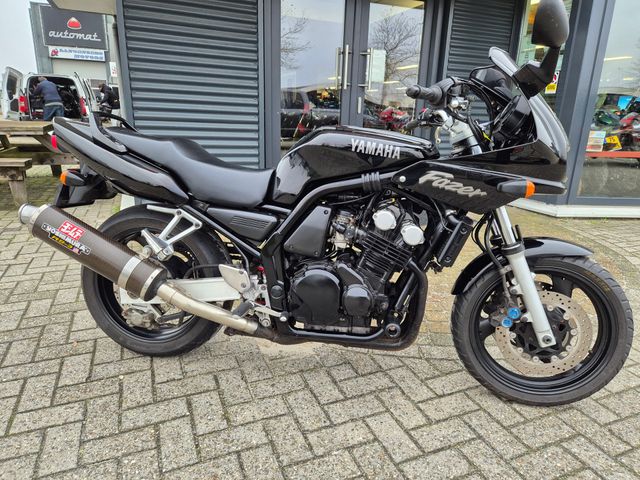 yamaha - fzs-600-fazer