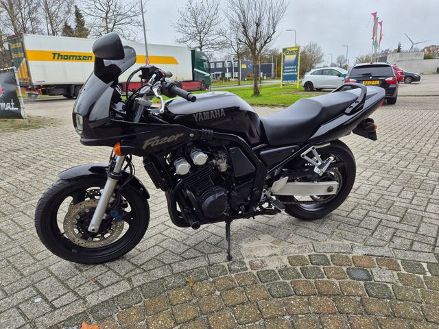 yamaha - fzs-600-fazer