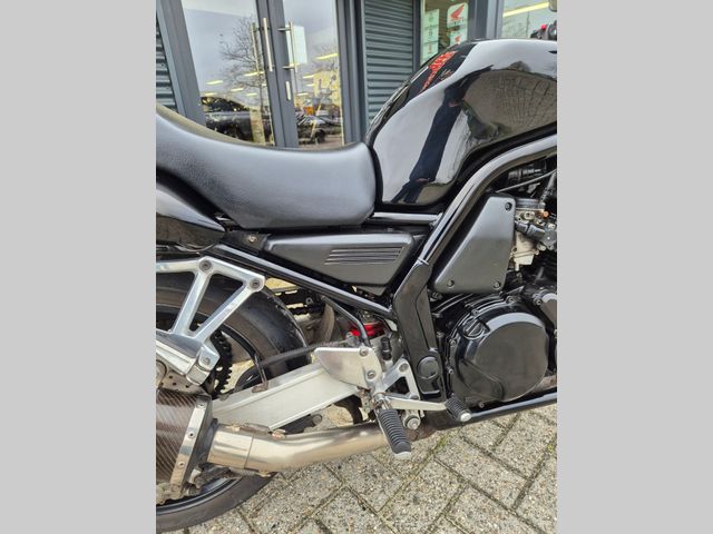 yamaha - fzs-600-fazer