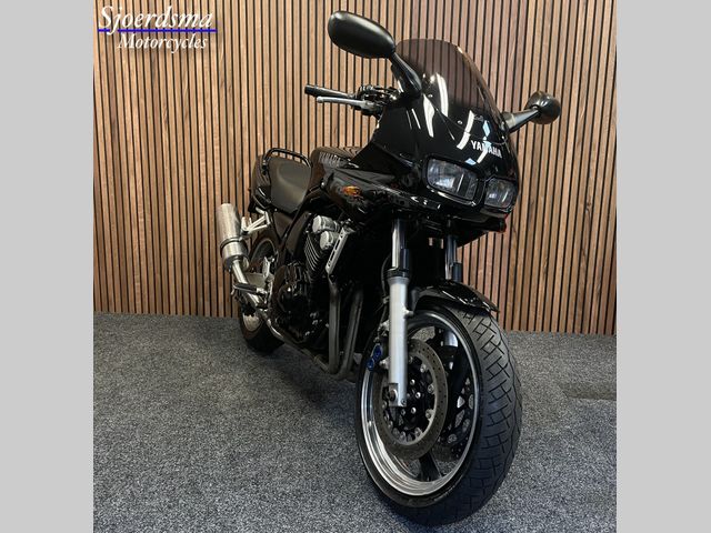 yamaha - fzs-600-fazer