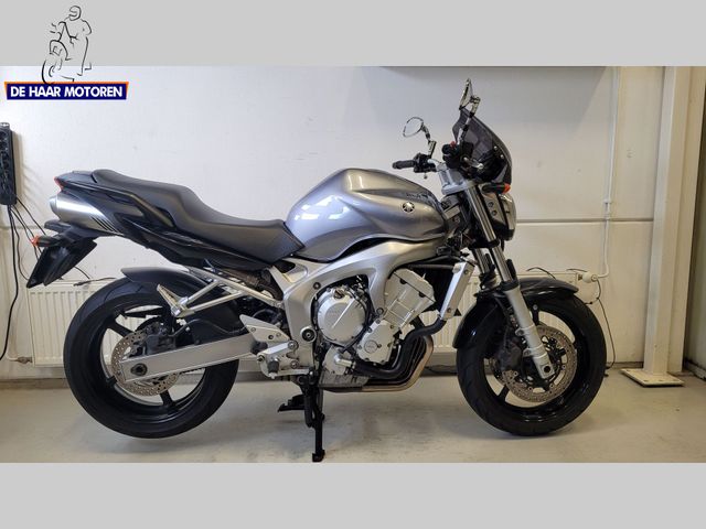 yamaha - fzs-600-fazer