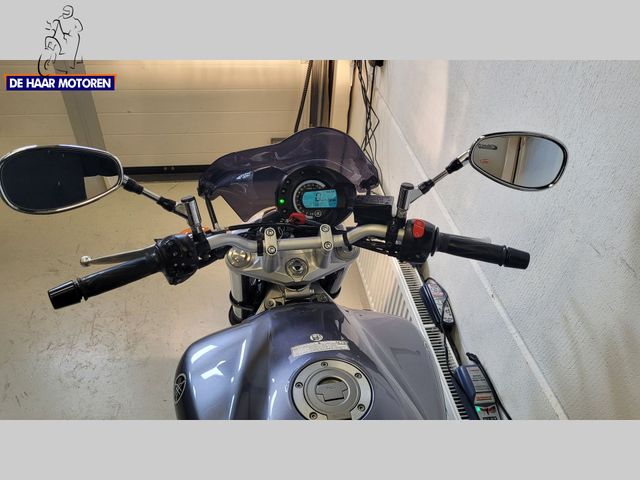 yamaha - fzs-600-fazer