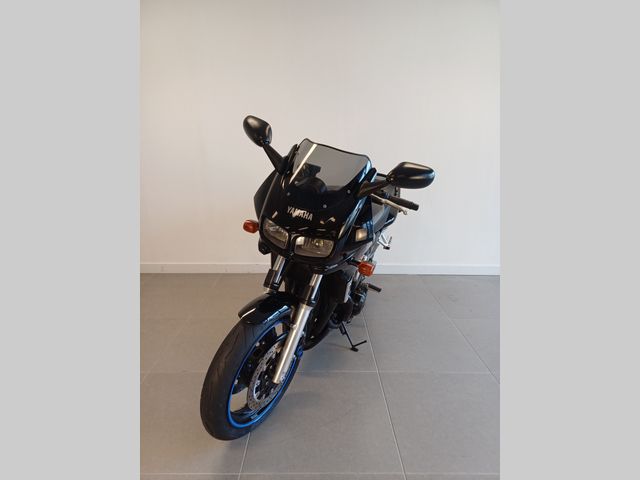 yamaha - fzs-600-fazer