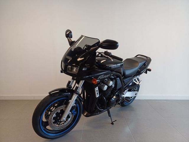 yamaha - fzs-600-fazer