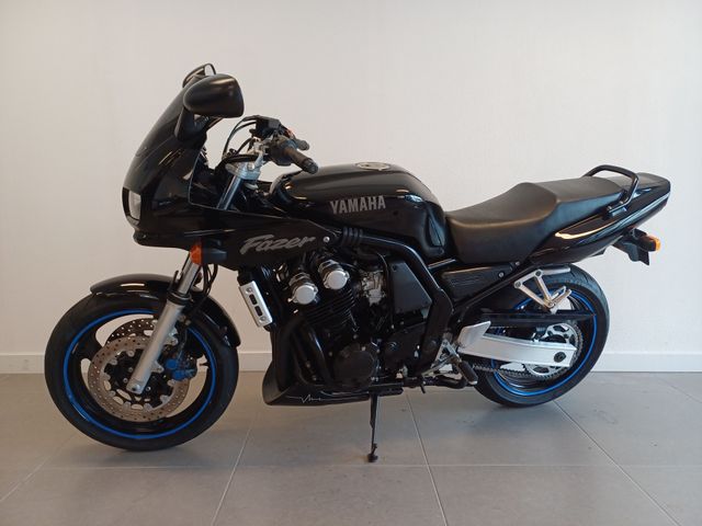 yamaha - fzs-600-fazer