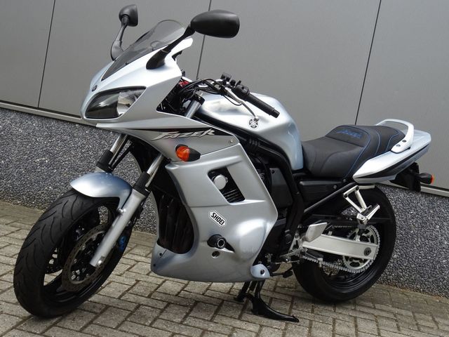 yamaha - fzs-600-fazer
