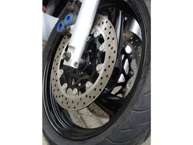 yamaha - fzs-600-fazer