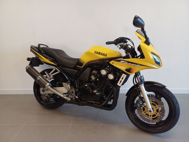 yamaha - fzs-600-fazer