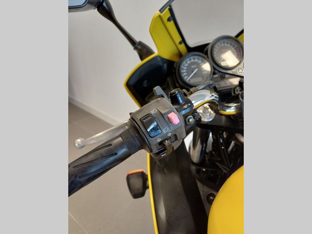 yamaha - fzs-600-fazer