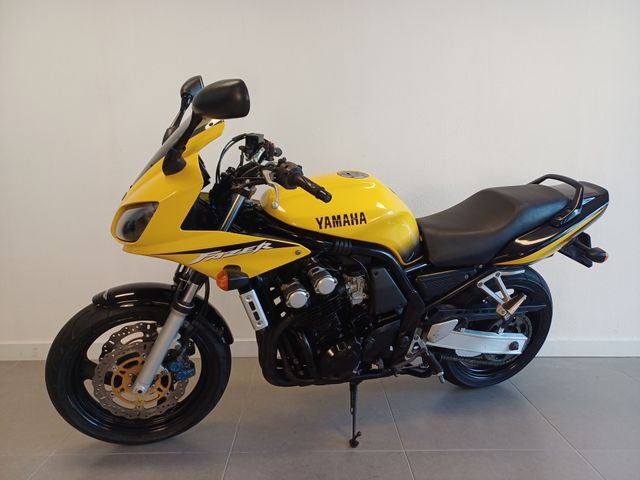 yamaha - fzs-600-fazer