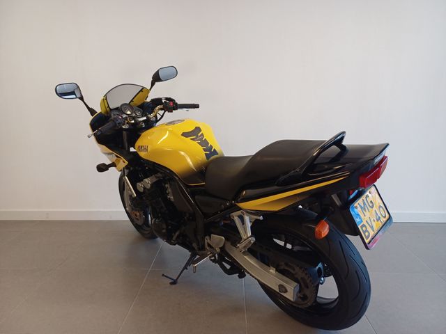 yamaha - fzs-600-fazer