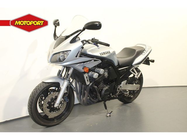 yamaha - fzs-600-fazer