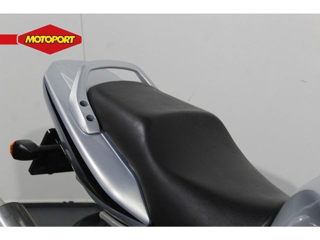 yamaha - fzs-600-fazer