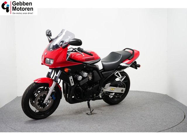 yamaha - fzs-600-fazer