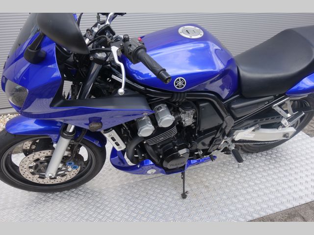 yamaha - fzs-600-fazer